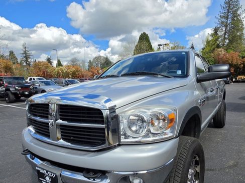 Used 2007 Dodge Ram 3500 Truck SLT w/ Quad Cab Big Horn Value Group AWD/4WD image 4