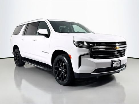 Used 2021 Chevrolet Suburban LT image 5