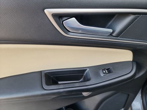 Used 2024 Ford Edge SEL image 36