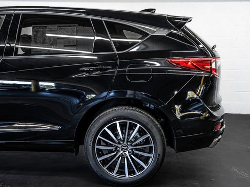 New 2025 Acura RDX SH-AWD w/ Advance Package image 13