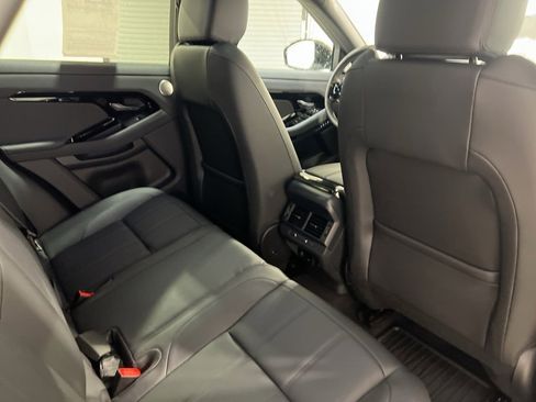 Used 2025 Land Rover Range Rover Evoque Dynamic SE image 27