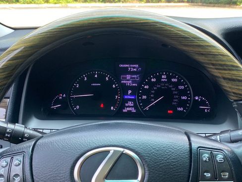 Used 2015 Lexus LS 460 w/ Comfort Package RWD image 24