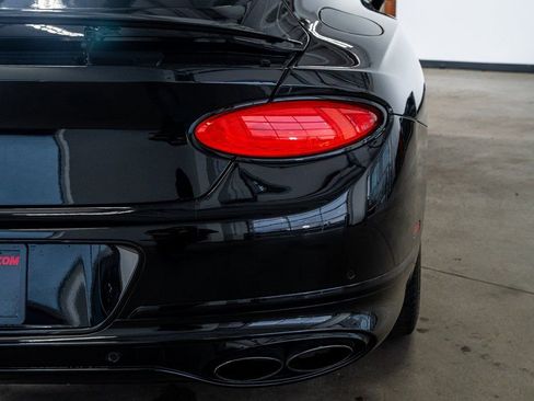 Used 2020 Bentley Continental GT image 29