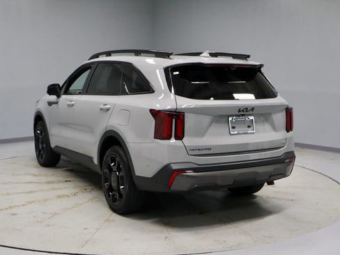 Used 2025 Kia Sorento SX Prestige AWD/4WD image 10