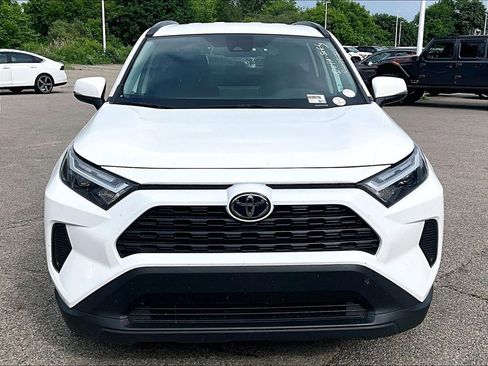 Used 2024 Toyota RAV4 XLE FWD image 2
