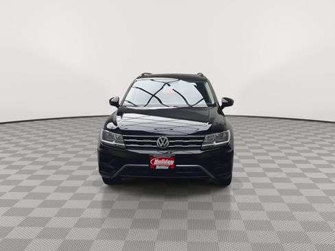 Used 2018 Volkswagen Tiguan SE w/ Panoramic Sunroof Package AWD/4WD image 34