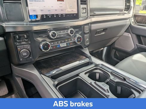 Used 2024 Ford F350 Lariat w/ Sport Appearance Package AWD/4WD image 29