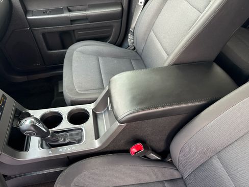 Used 2019 Ford Flex SE FWD image 20