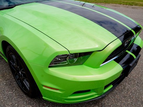Used 2014 Ford Mustang Coupe w/ FP6 Appearance Package RWD image 32