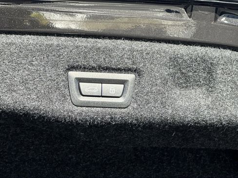 New 2026 BMW 530i xDrive w/ M Sport Package image 25