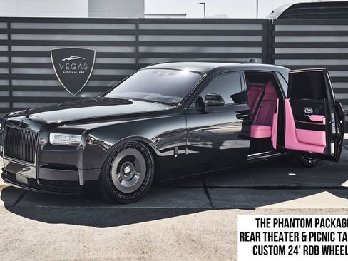 Used 2024 Rolls-Royce Phantom Sedan w/ The Phantom Package RWD image 1