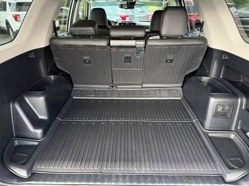 Used 2024 Toyota 4Runner SR5 AWD/4WD image 16