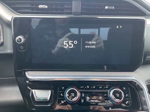 Used 2024 GMC Sierra 1500 Denali w/ Technology Package image 15