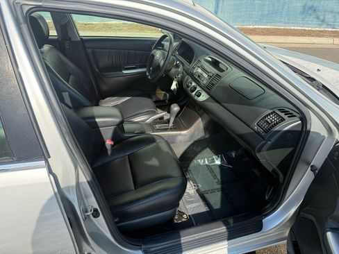 Used 2005 Toyota Camry SE image 18