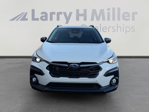 Used 2024 Subaru Crosstrek 2.5i Limited w/ Crosstrek Mirror Package image 8