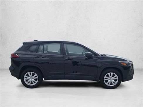 Certified 2026 Toyota Corolla Cross L FWD image 4