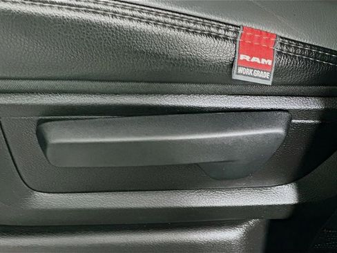 Used 2024 RAM 3500 Tradesman w/ Chrome Appearance Group image 20