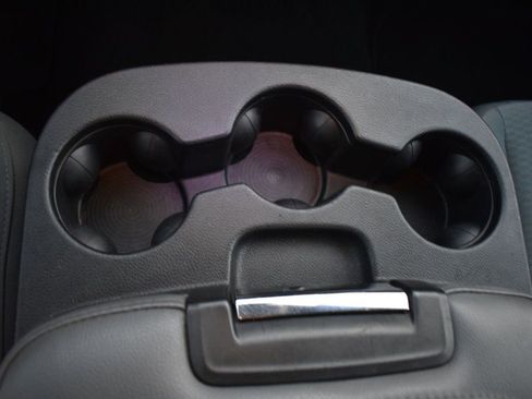 Used 2017 RAM 1500 Classic SLT image 35