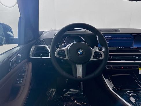 New 2026 BMW X5 xDrive40i w/ M Sport Package image 24