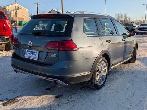 Used 2017 Volkswagen Golf Alltrack SE image 14