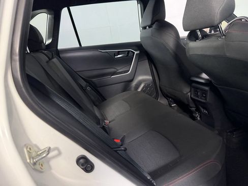 Used 2025 Toyota RAV4 SE AWD/4WD image 28