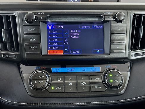 Used 2013 Toyota RAV4 XLE FWD image 19