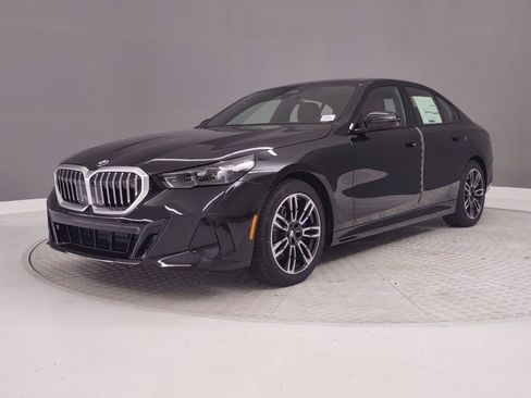 New 2026 BMW 530i w/ M Sport Package image 32