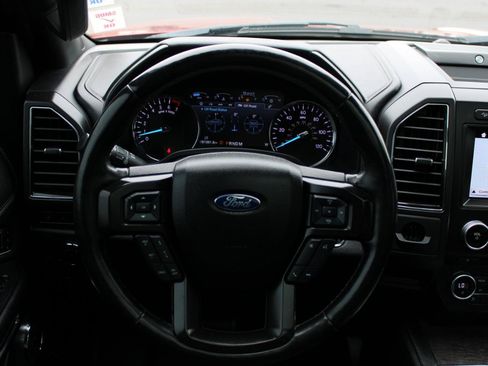 Used 2018 Ford Expedition Max Limited w/ Equipment Group 302A AWD/4WD image 9