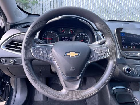 Used 2024 Chevrolet Malibu LT FWD image 14