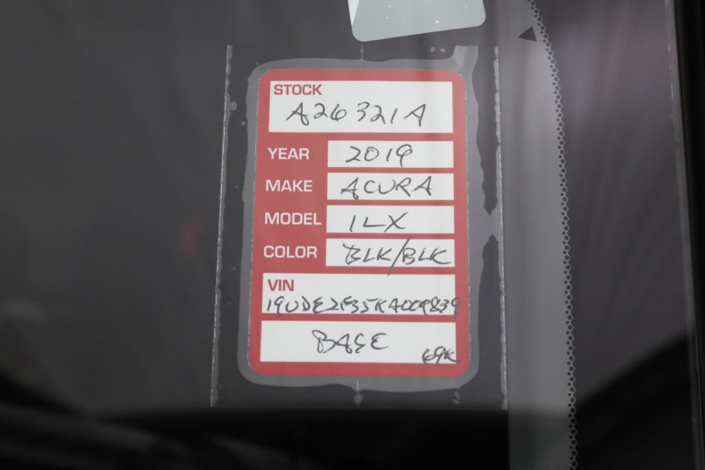 Used 2019 Acura ILX FWD image 29
