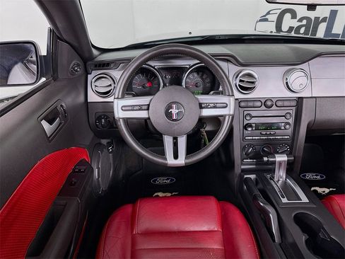Used 2005 Ford Mustang GT Premium image 23