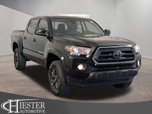 Used 2021 Toyota Tacoma SR5 RWD image 1