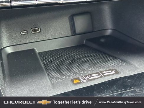 New 2026 Chevrolet Traverse LT FWD image 18