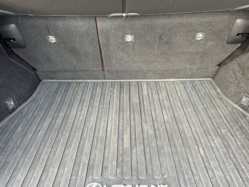 Used 2022 Lexus NX 350h AWD image 12