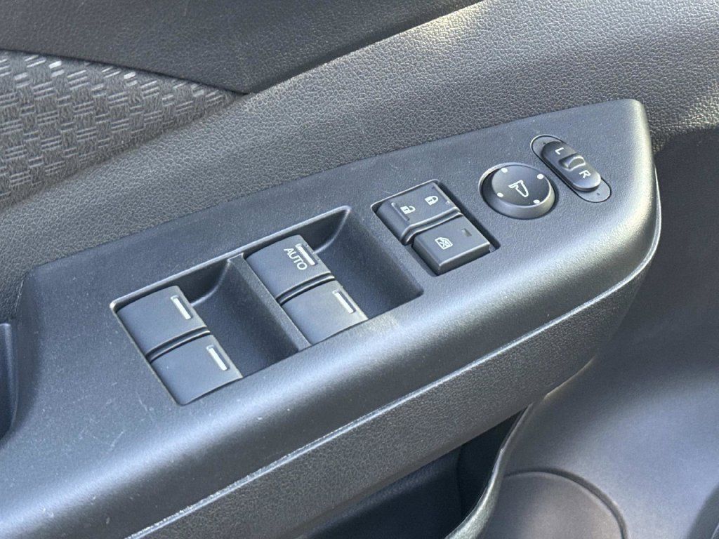 Used 2016 Honda CR-V EX image 18