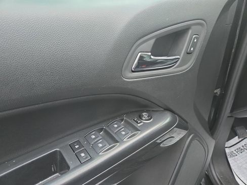 Used 2022 GMC Canyon AT4 w/ Trailering Package image 9