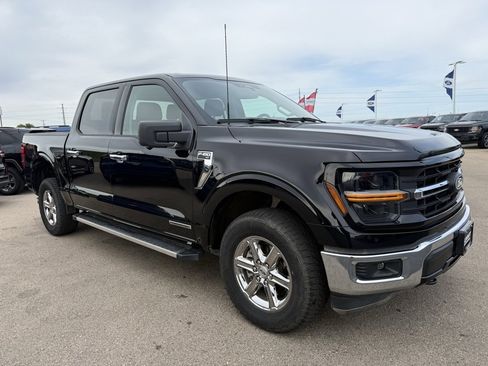 Used 2024 Ford F150 XLT w/ Mobile Office Package image 2