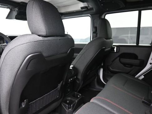 New 2026 Jeep Wrangler Unlimited Rubicon w/ Xtreme 35 Tire Package AWD/4WD image 16