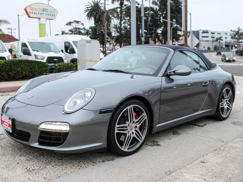 Used 2010 Porsche 911 Carrera S image 11