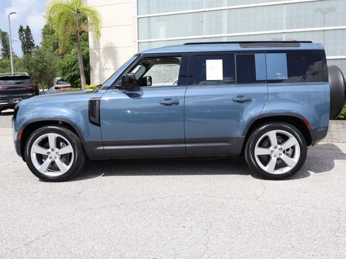 Used 2023 Land Rover Defender 110 S AWD/4WD image 5
