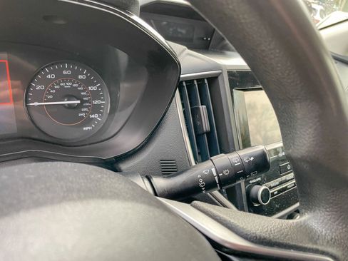 Used 2021 Subaru Crosstrek 2.0i image 15