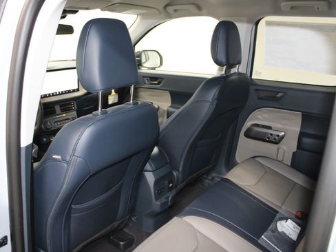 New 2026 Ford Maverick Lariat w/ 4K Tow Package image 26