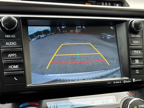 Used 2017 Toyota RAV4 XLE w/ Convenience Package AWD/4WD image 19