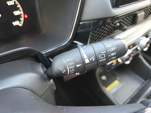 Used 2025 Honda CR-V EX-L image 21