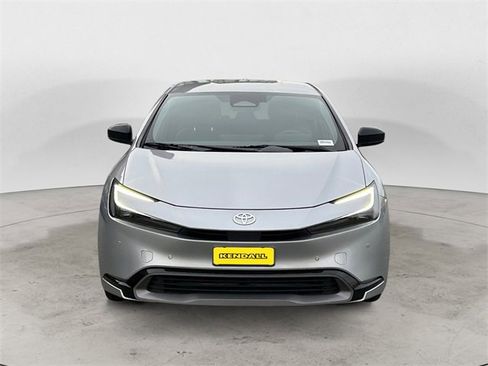 Used 2024 Toyota Prius XLE image 8