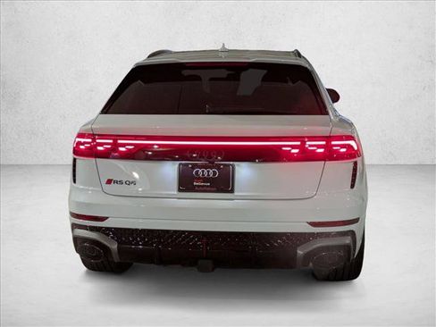 New 2026 Audi RS Q8 performance image 7