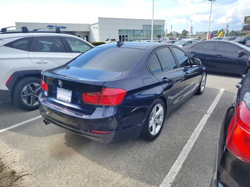 Used 2013 BMW 328i Sedan RWD image 2