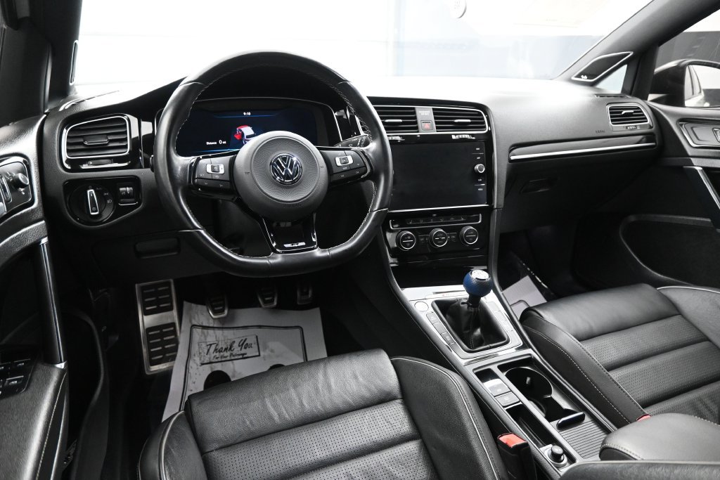 Used 2019 Volkswagen Golf R 4-Door AWD/4WD image 28