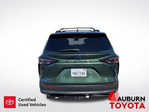 Certified 2025 Toyota Sienna XLE Woodland Edition AWD/4WD image 7