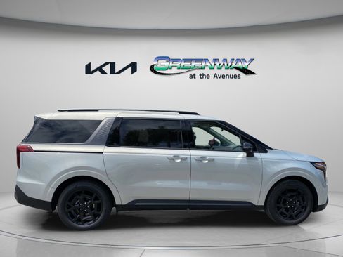 New 2026 Kia Carnival SX w/ SX Dark Edition Package image 5